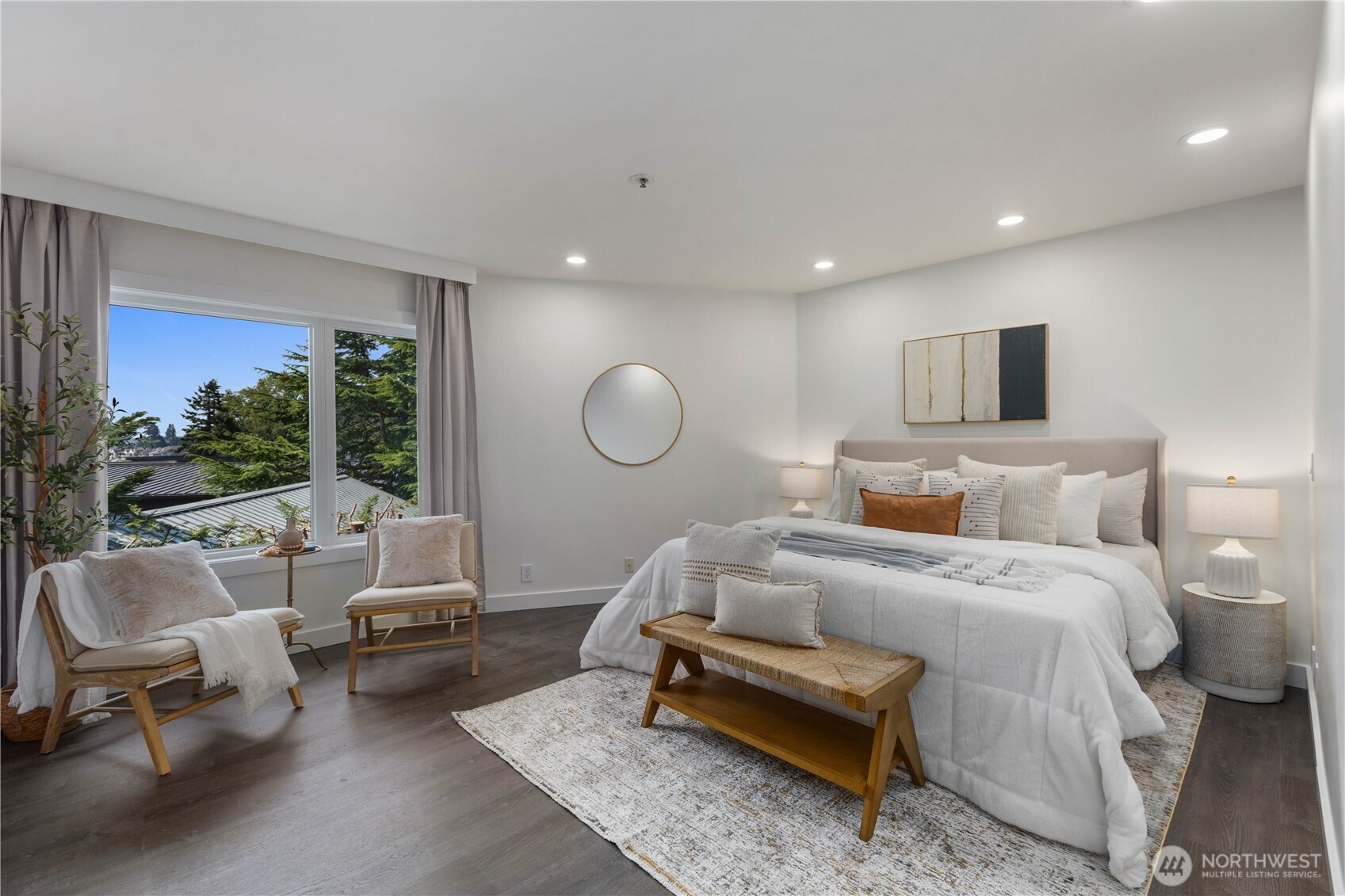 9039 Juanita Drive #307