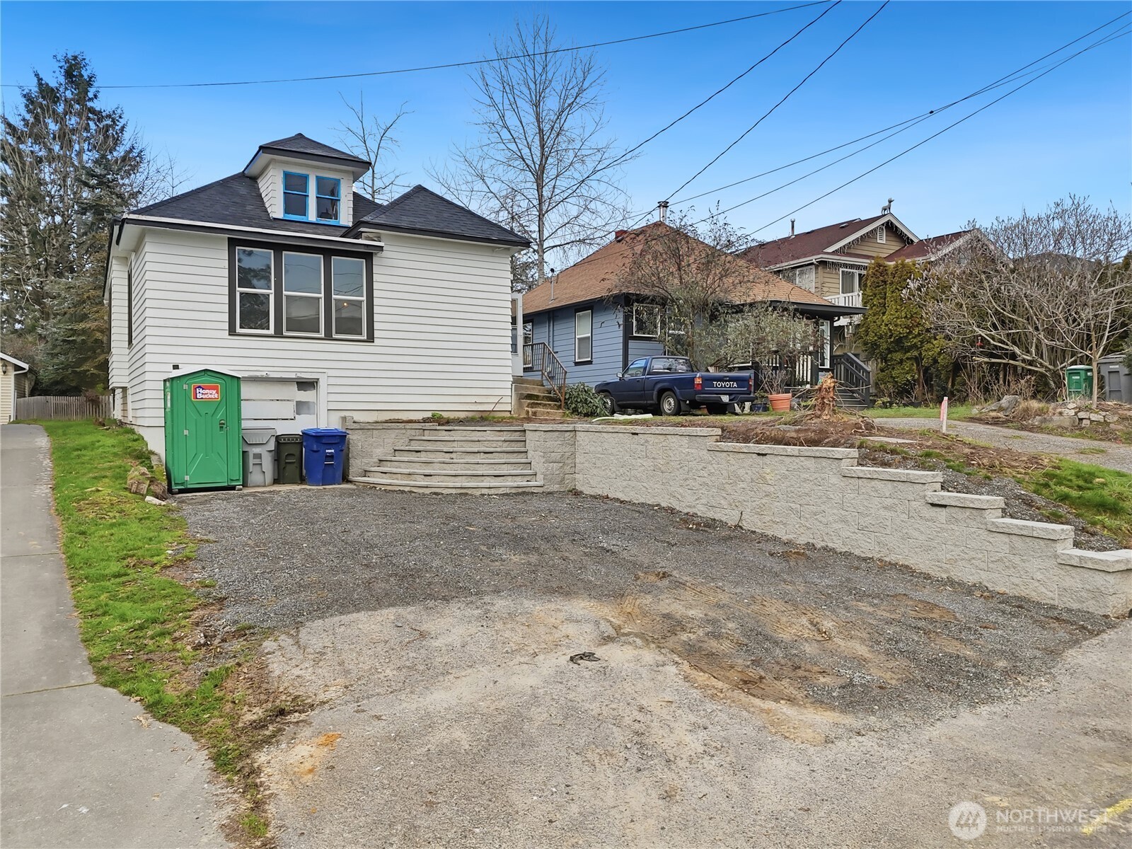 285 Earlington Avenue