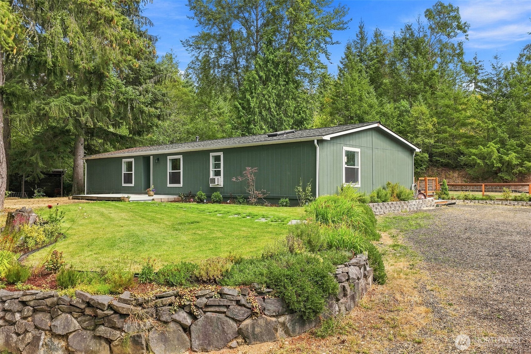 190 Rasor Place