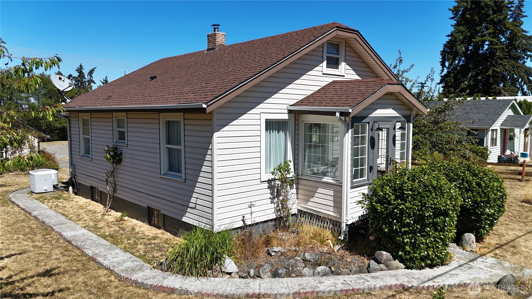 215 Motor Avenue