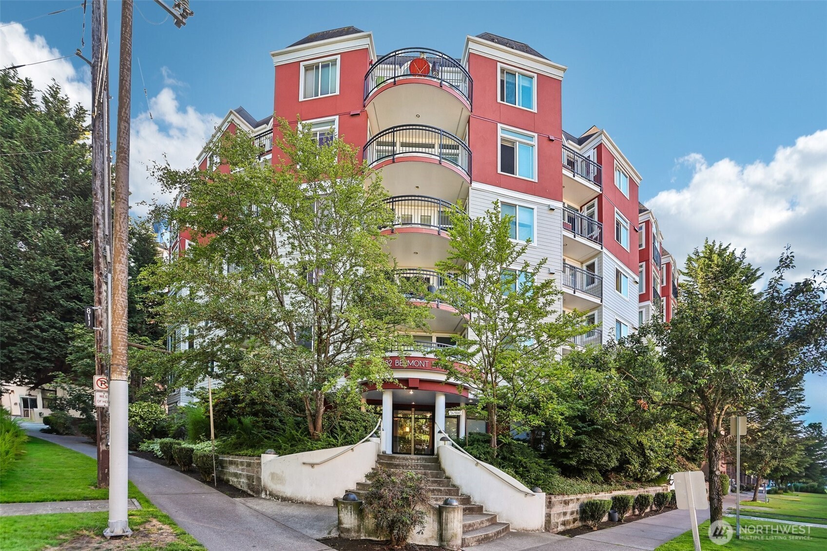 232 Belmont Avenue #301