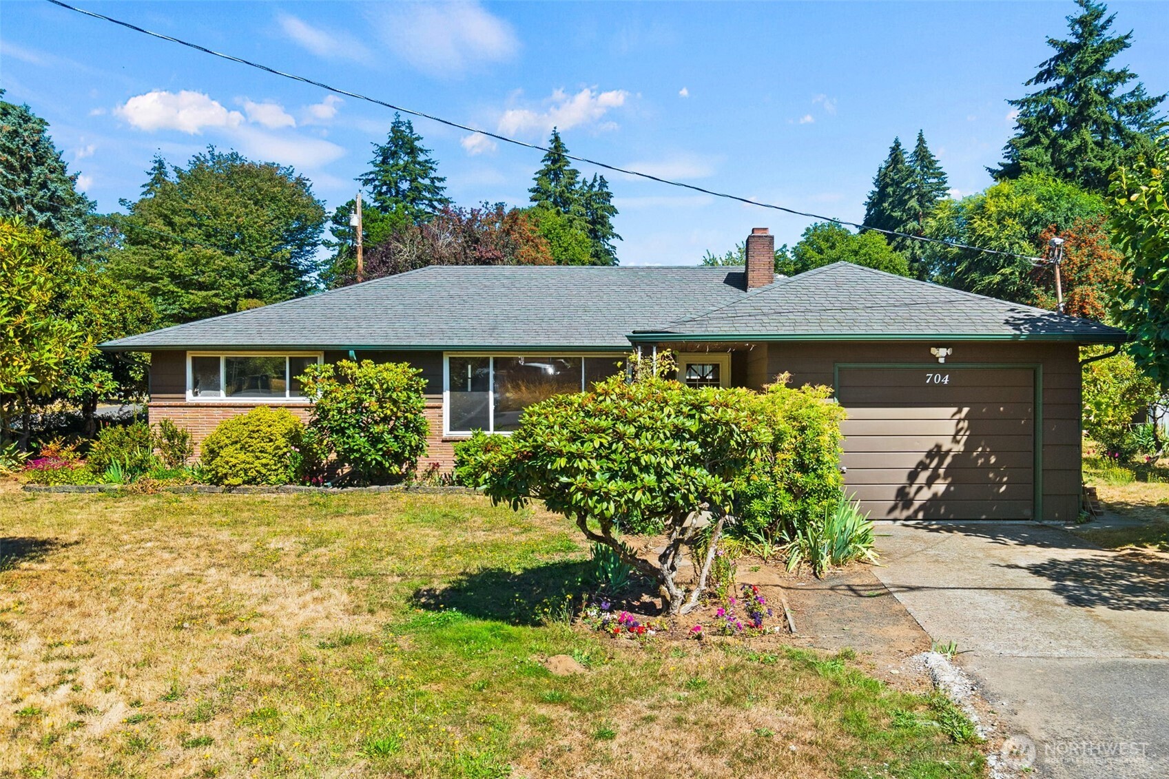 704 Weir Street