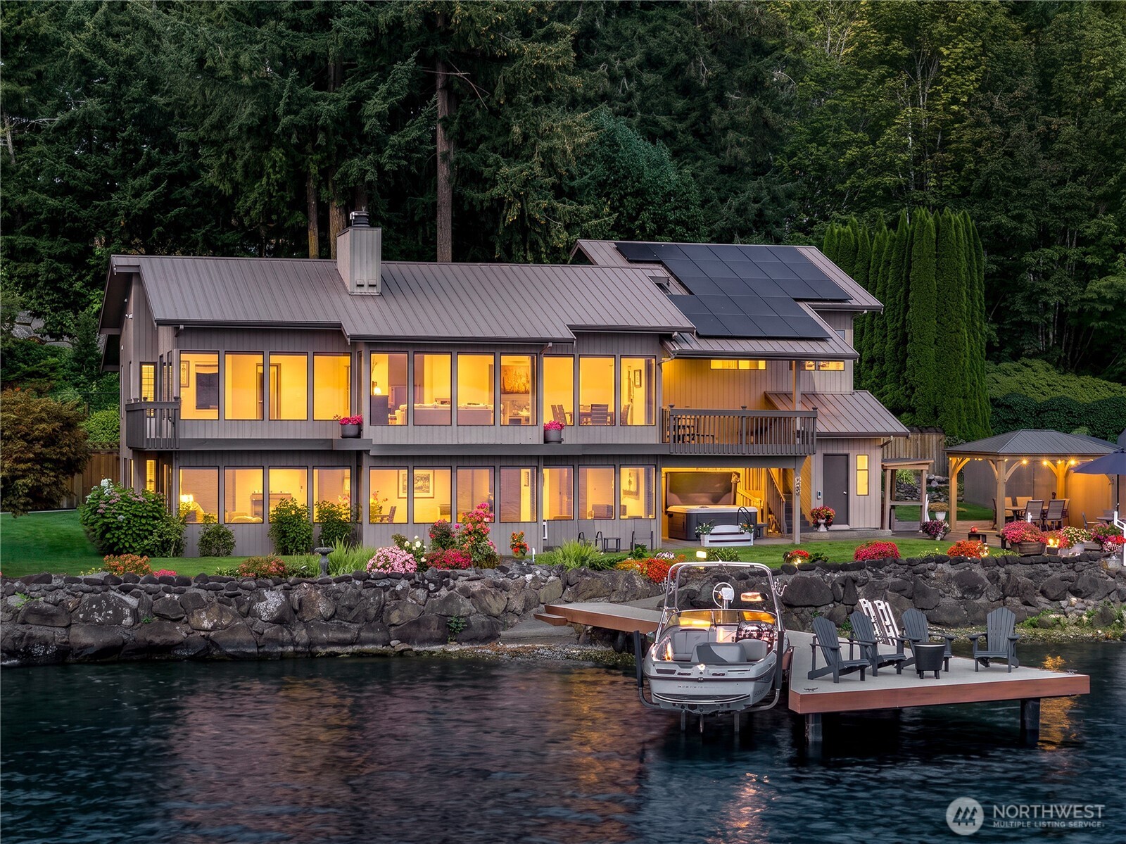 2825 Lake Sammamish Parkway