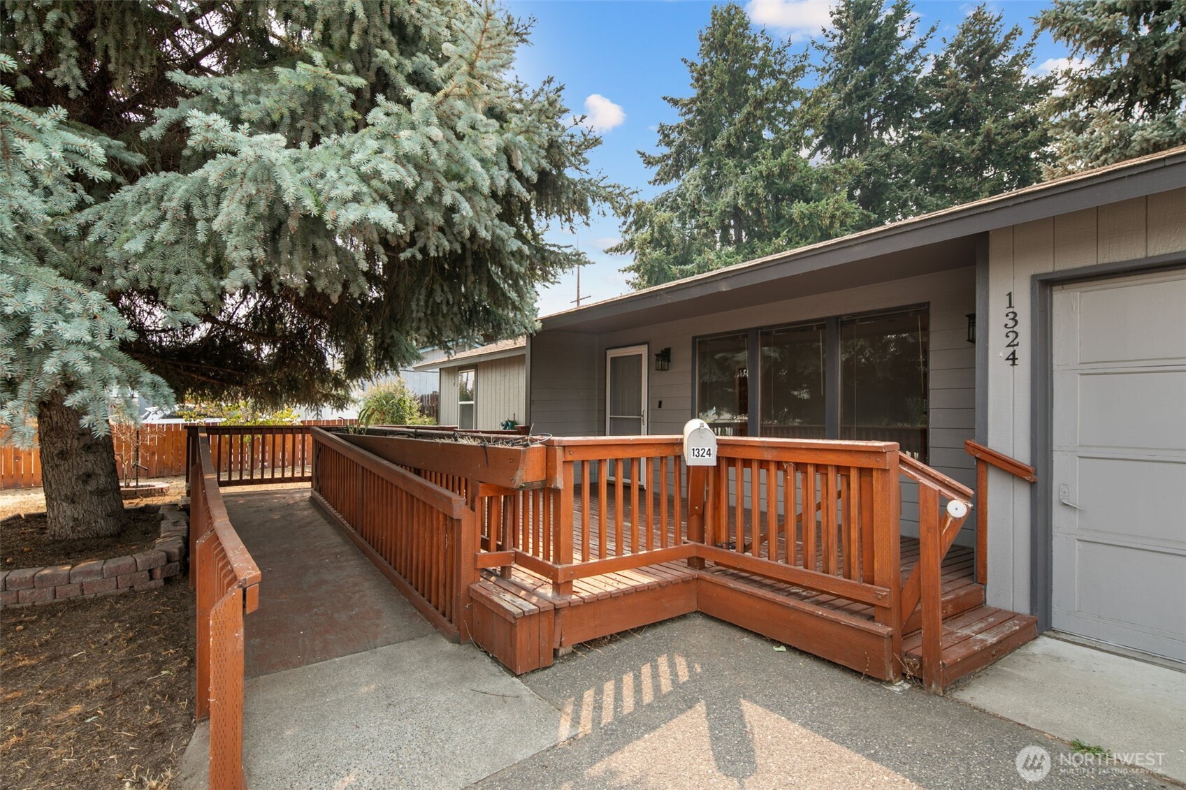 1324 Cascade Street