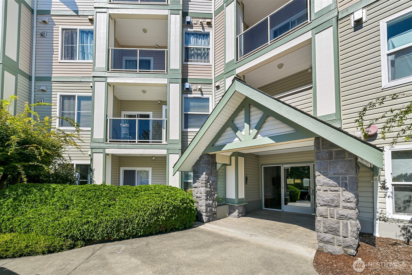 251 Bakerview Road #101