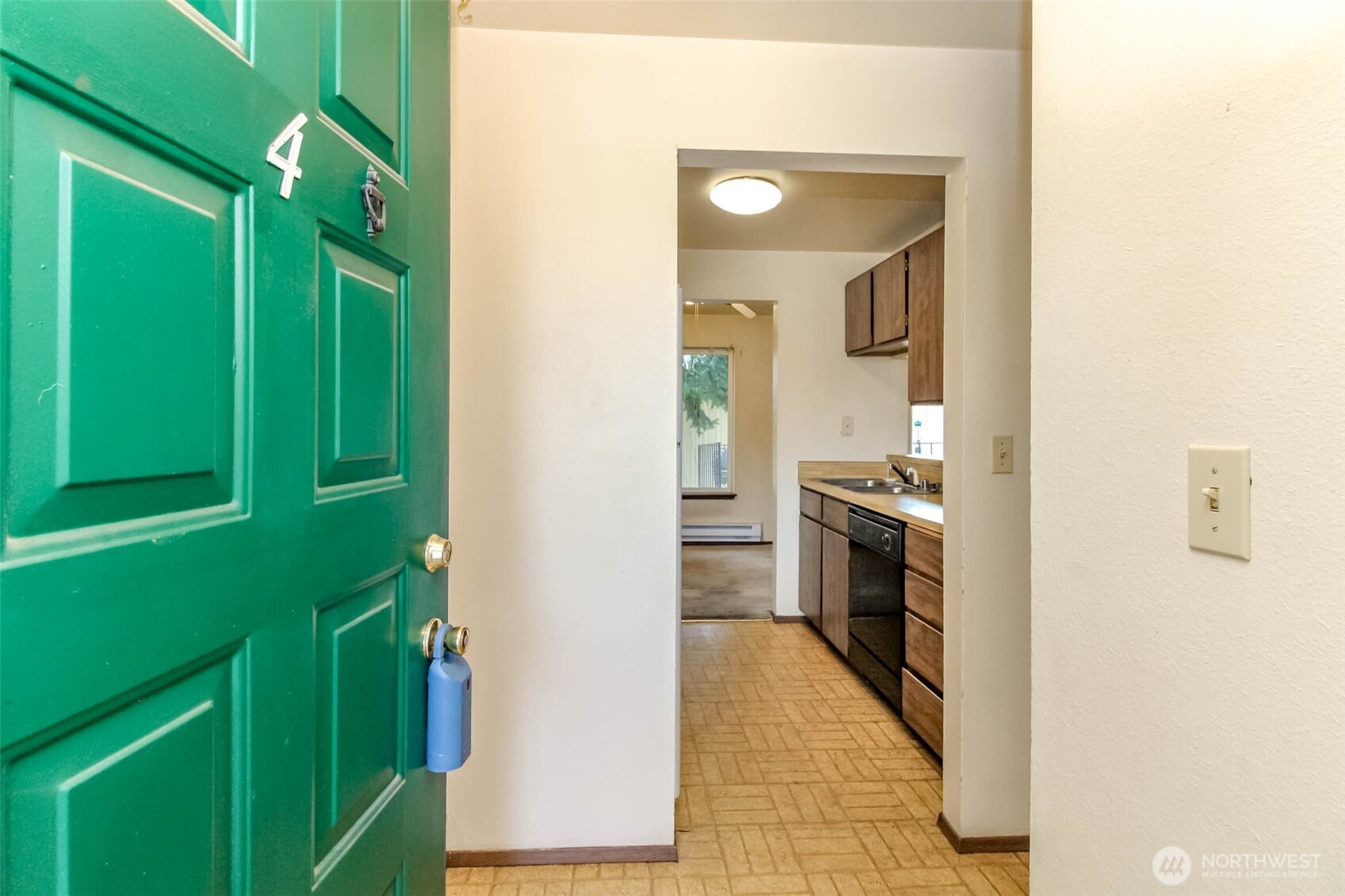 1102 8th Street #4