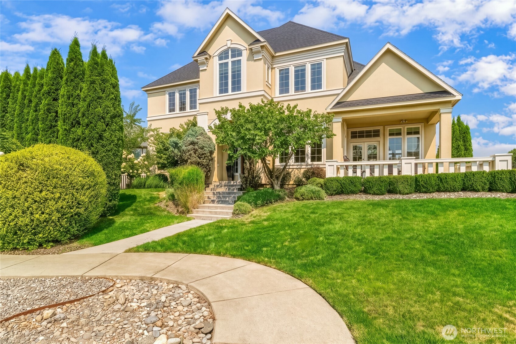 1017 Crestlane Drive