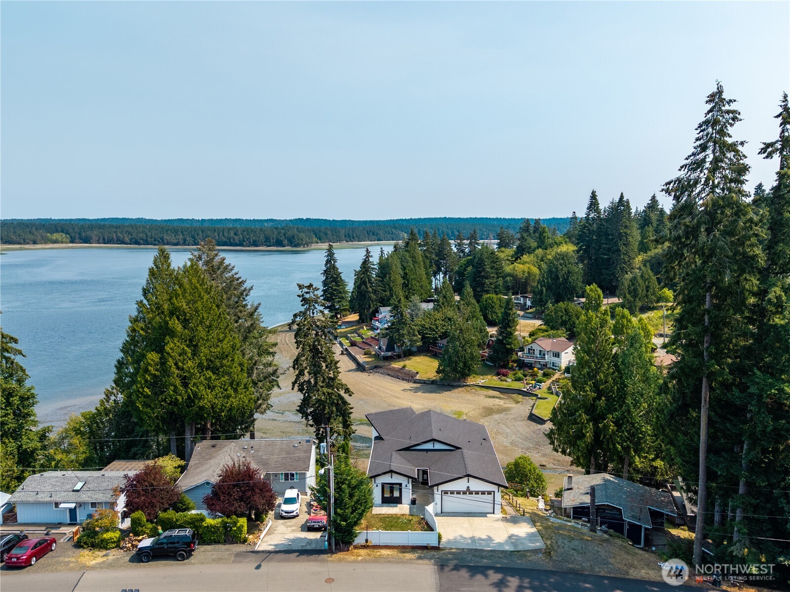 2142 Island Drive