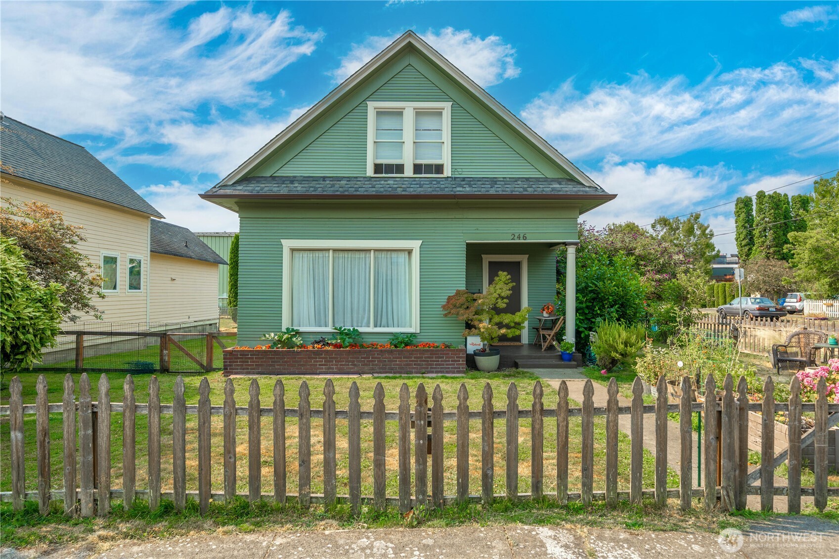 246 4th Avenue