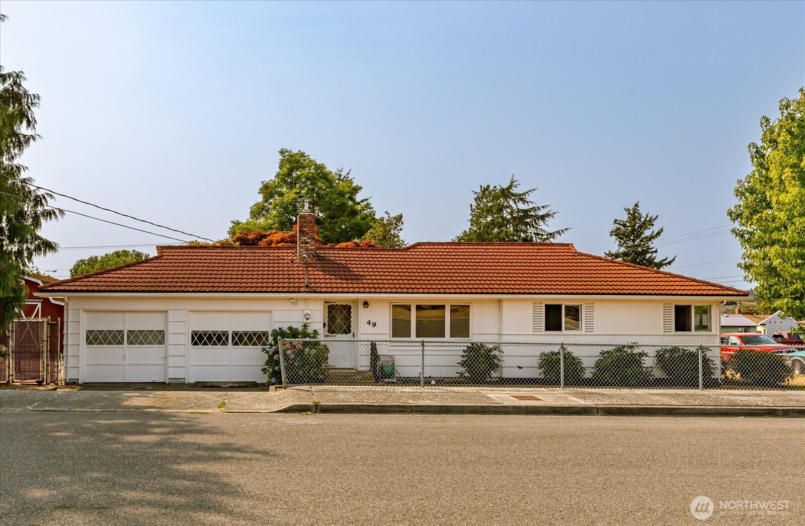 49 Pasek Street