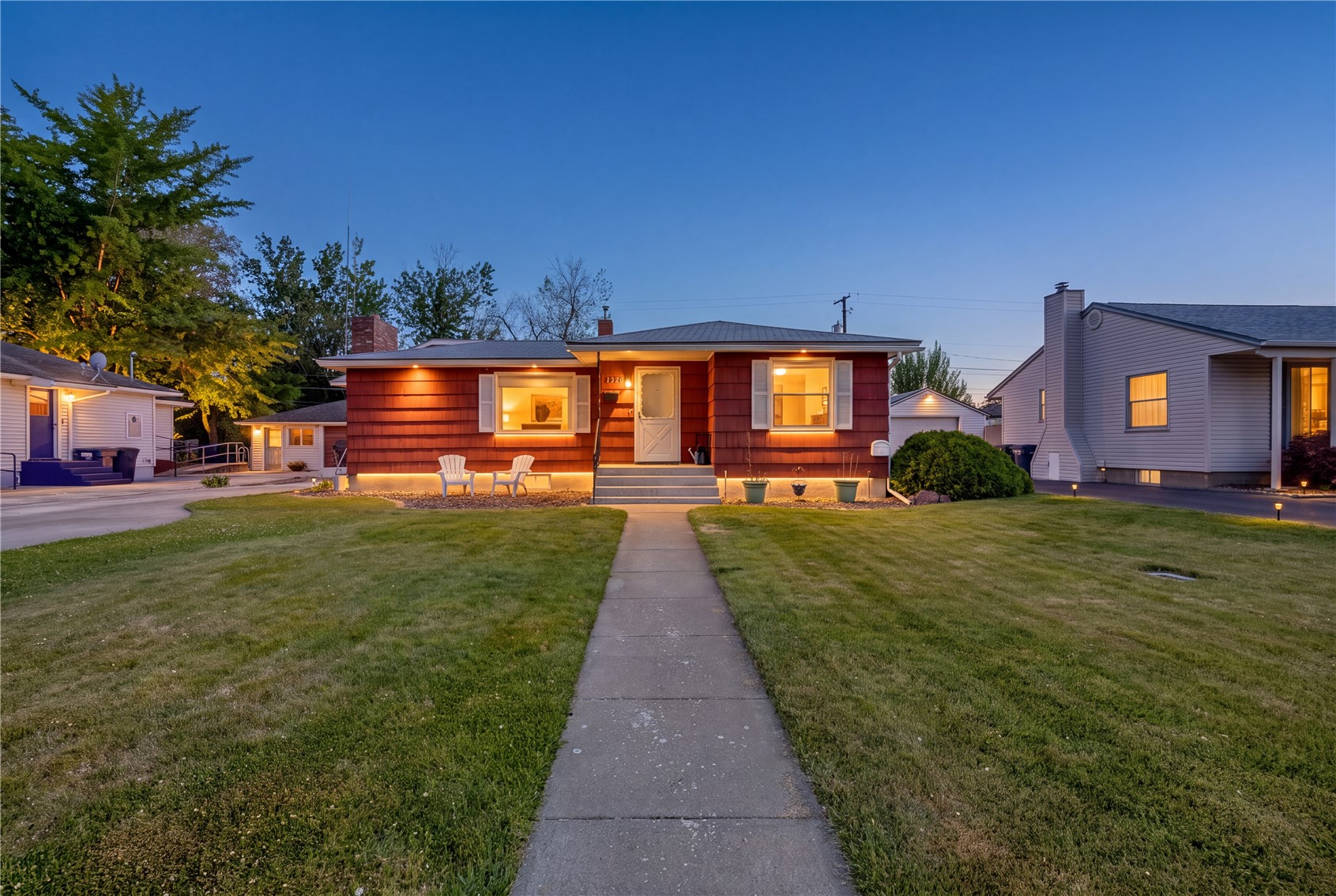 1328 Modoc Street