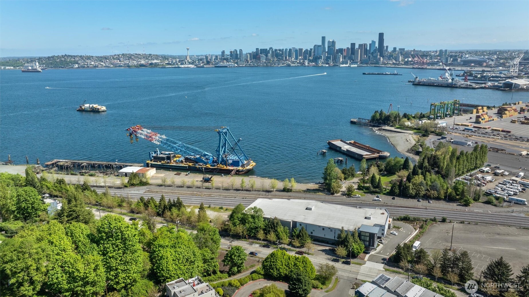 23 XX Harbor Avenue