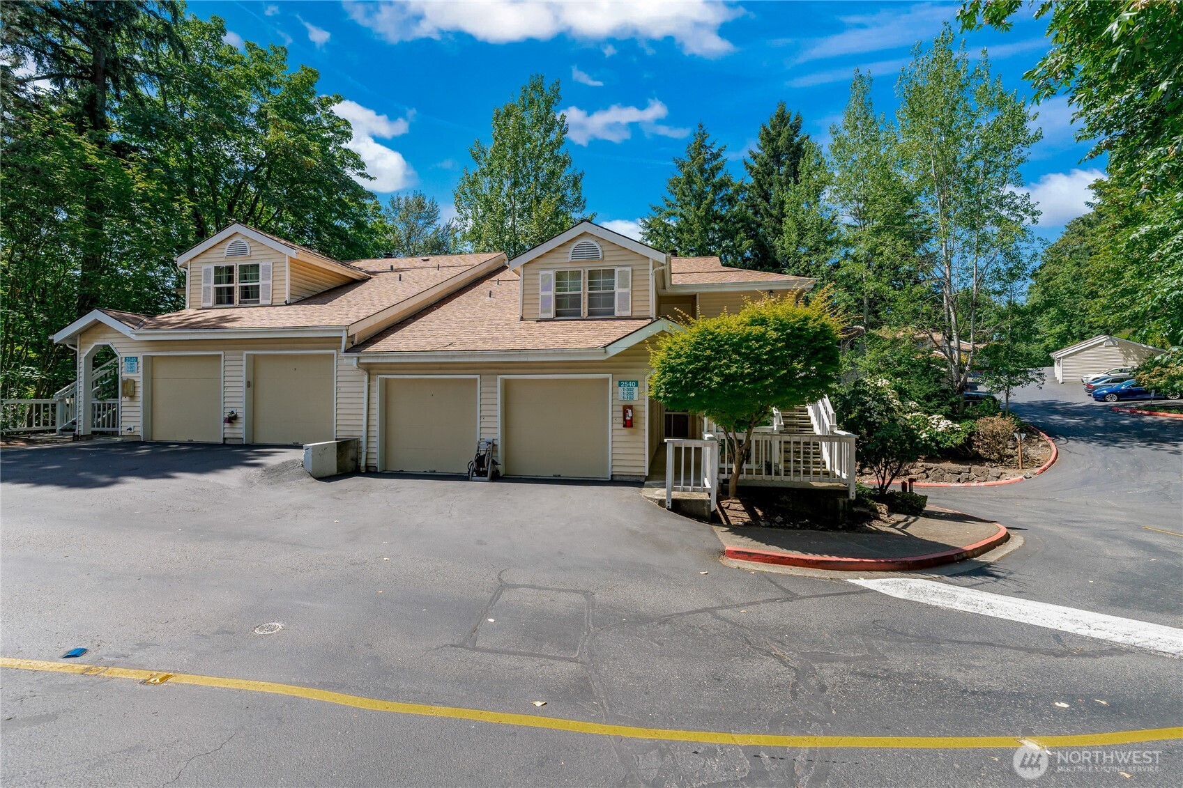 2540 118th Avenue #202