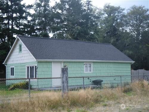 6701 V Place
