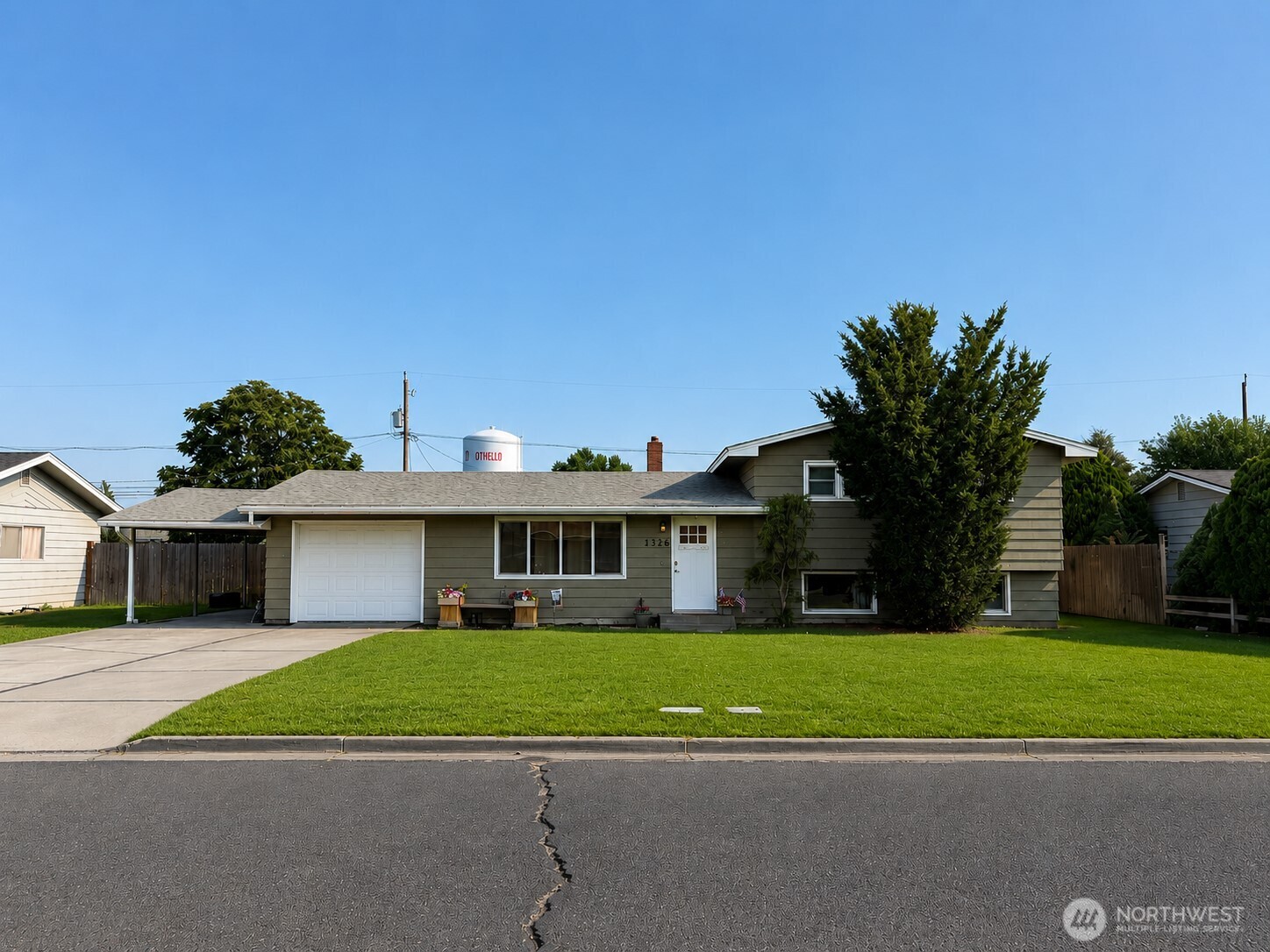 1326 Elm Street