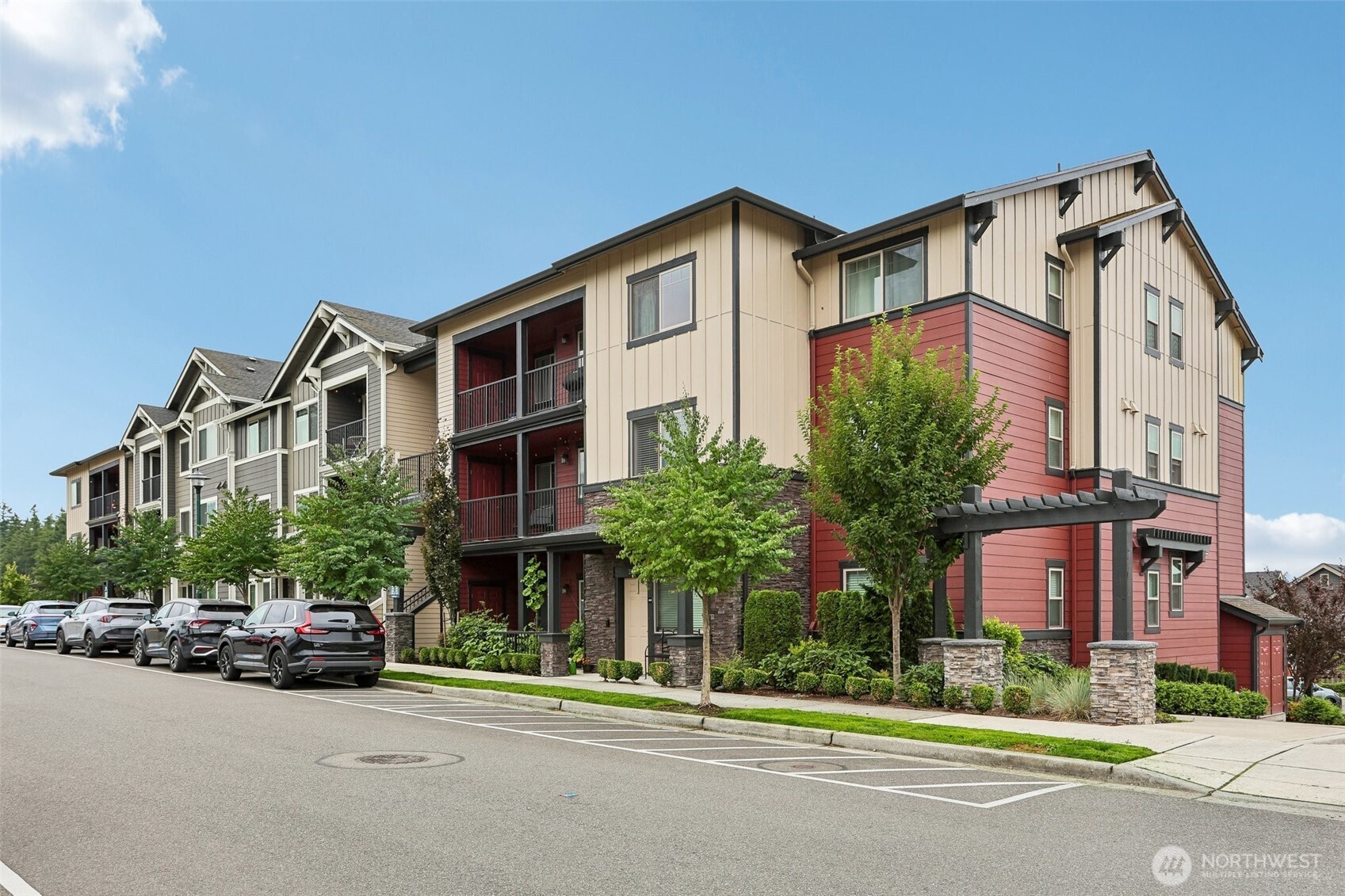 921 Westridge Way #304