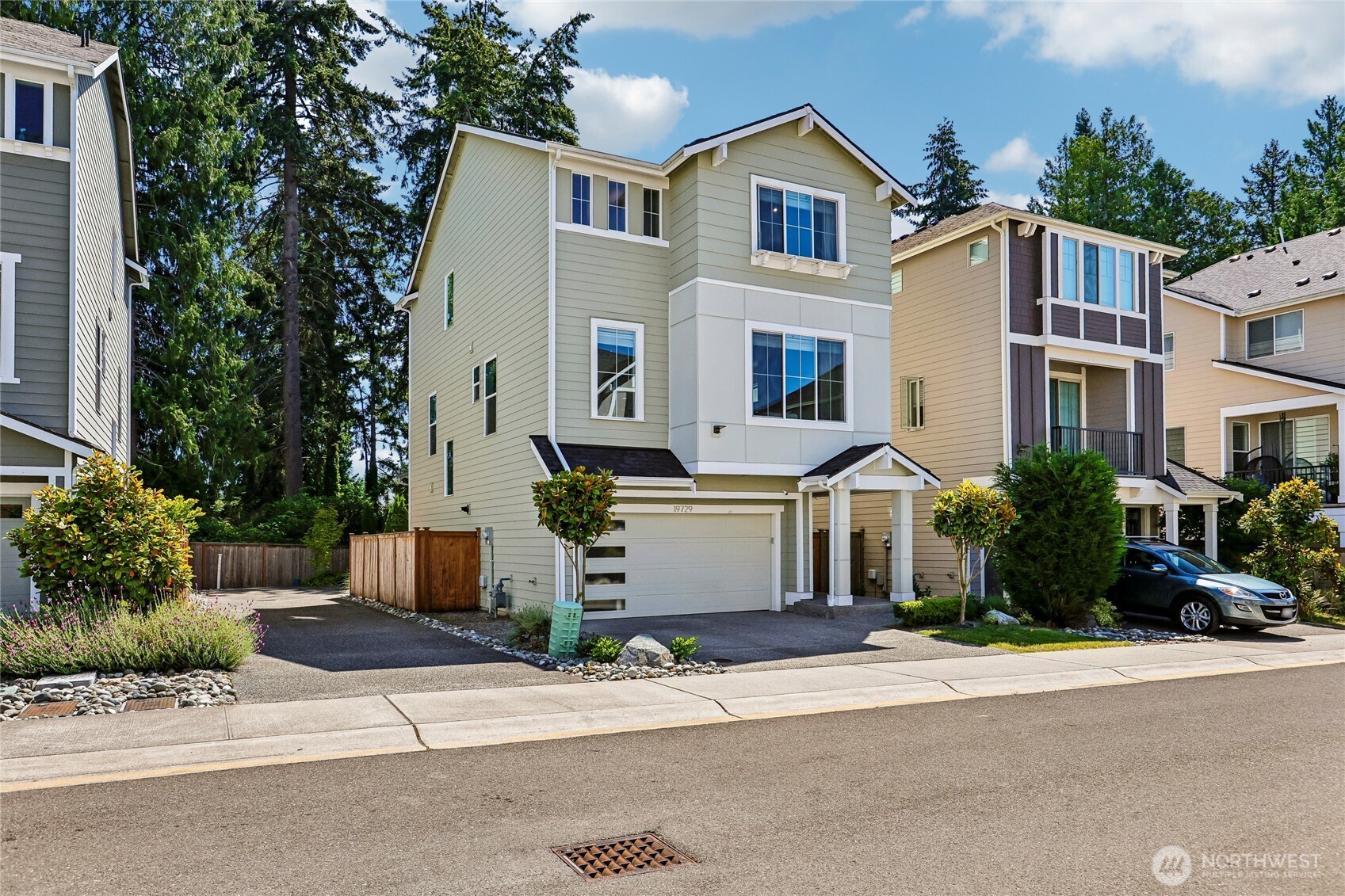 19729 Meridian Place