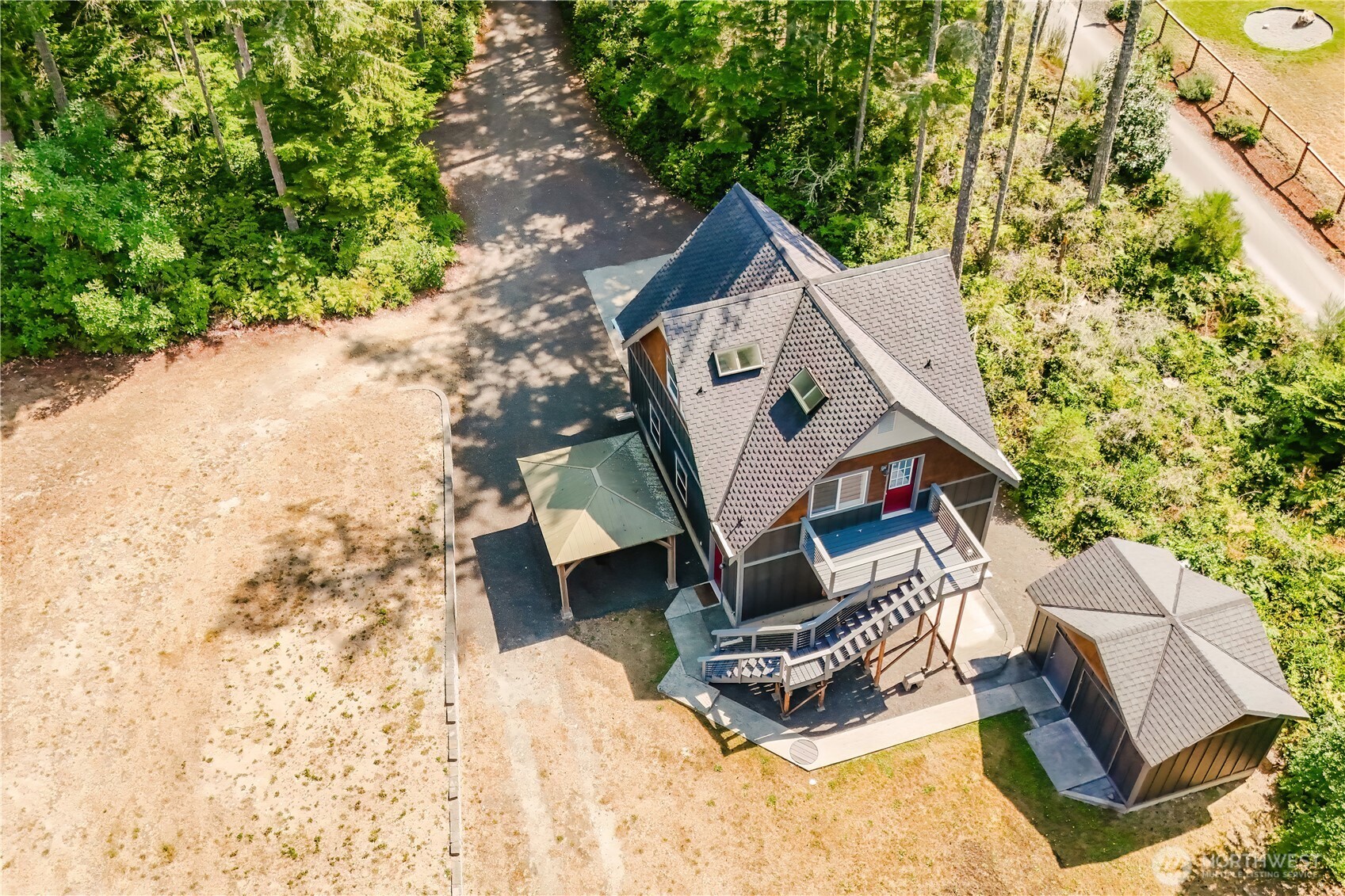 10154 Merlins Lane