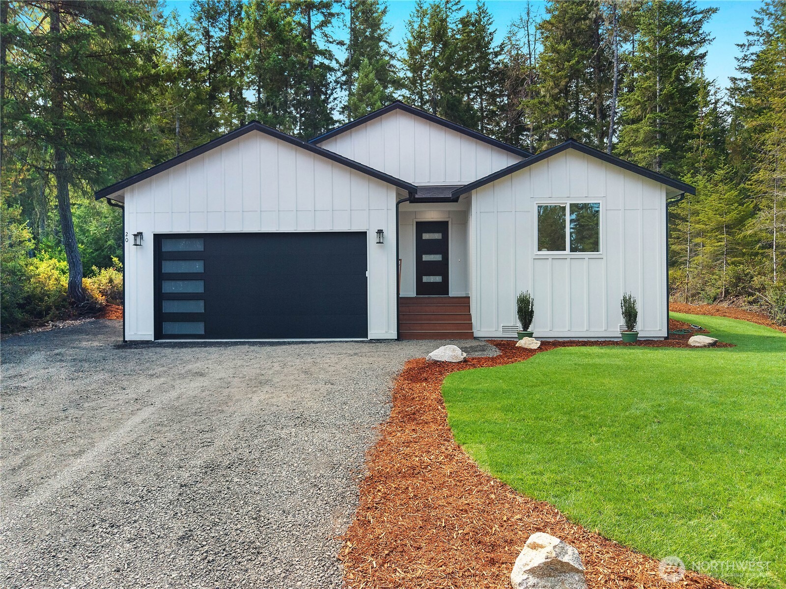 20 Meadow Mist Place