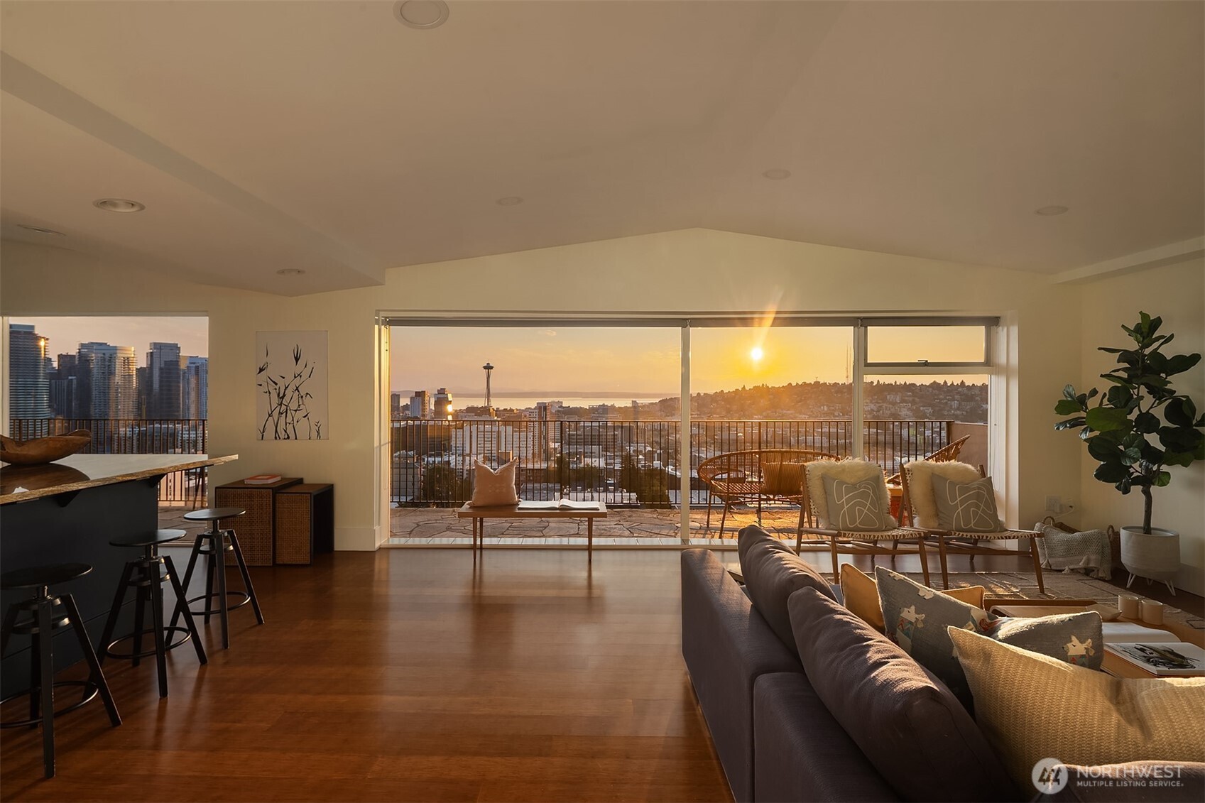 505 Belmont Avenue #1101
