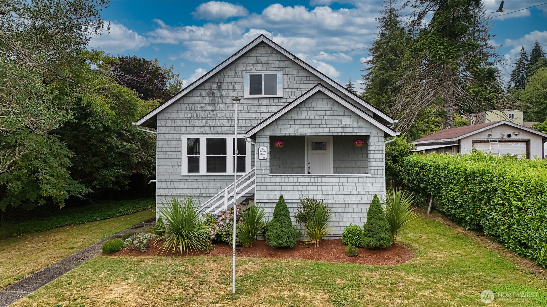 1002 Tecumseh Street