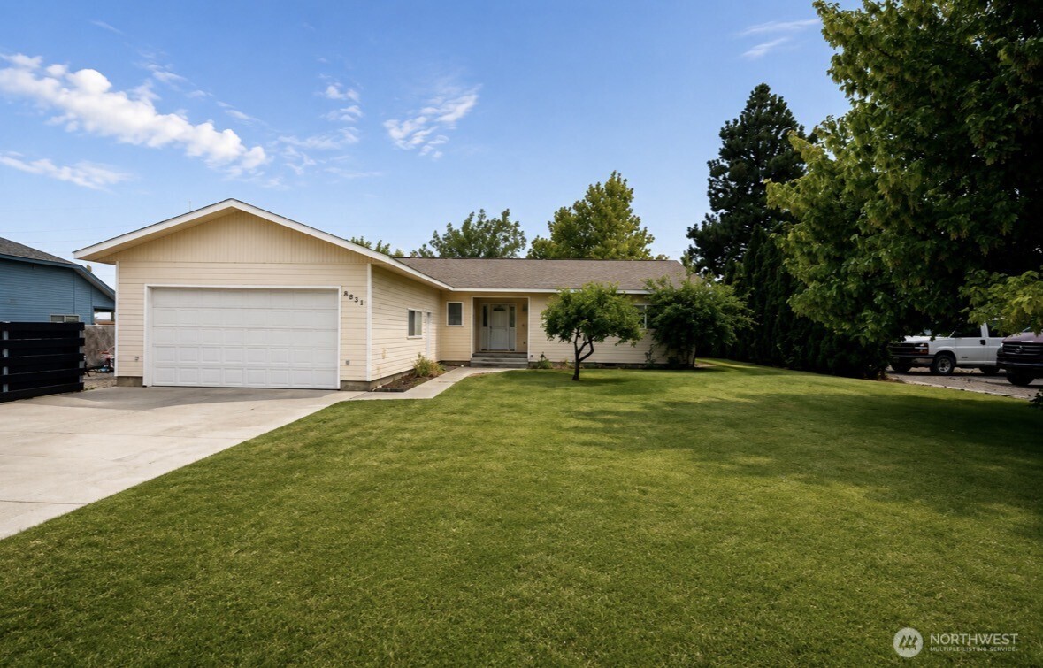 8831 Hillcrest Drive