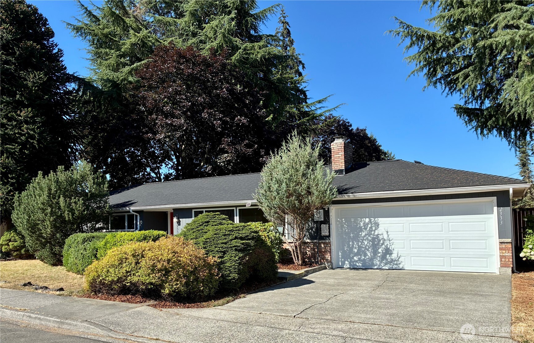 2333 Edmunds Avenue