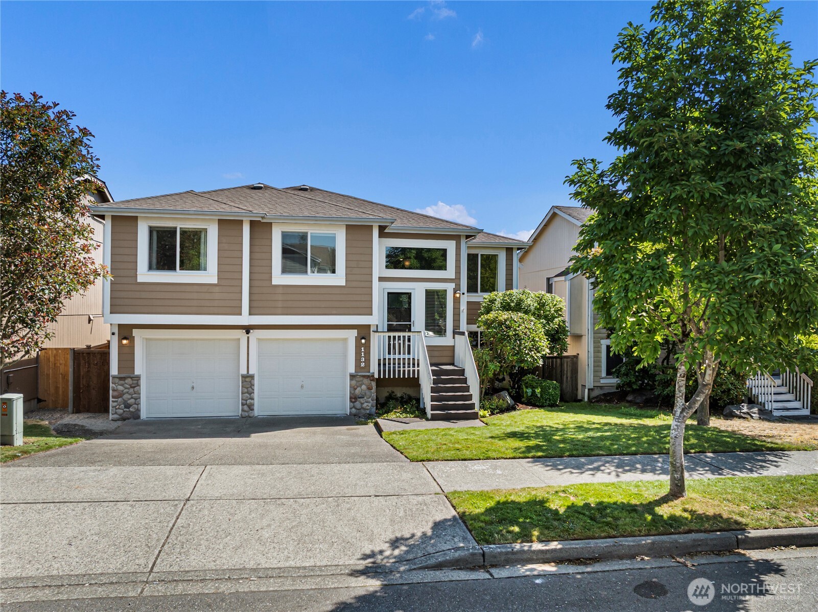1132 Villanova Street