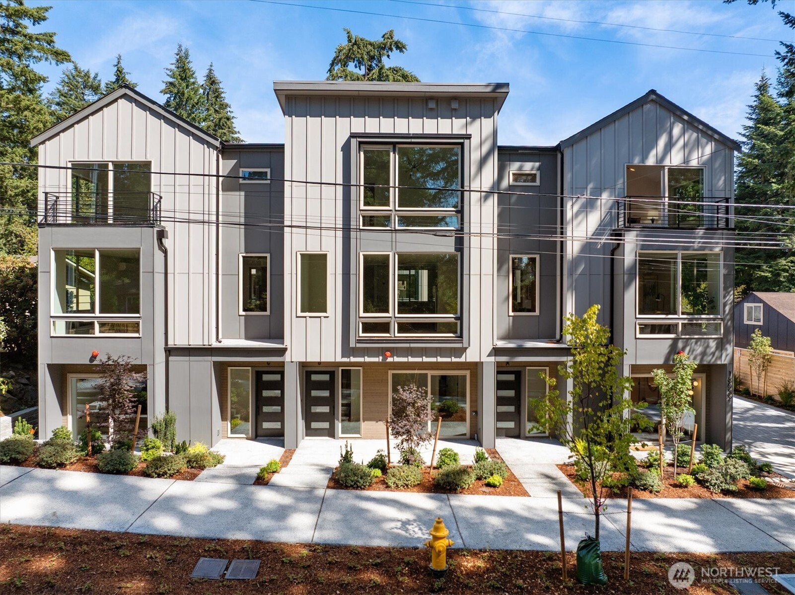 18032 B Sunnyside Avenue