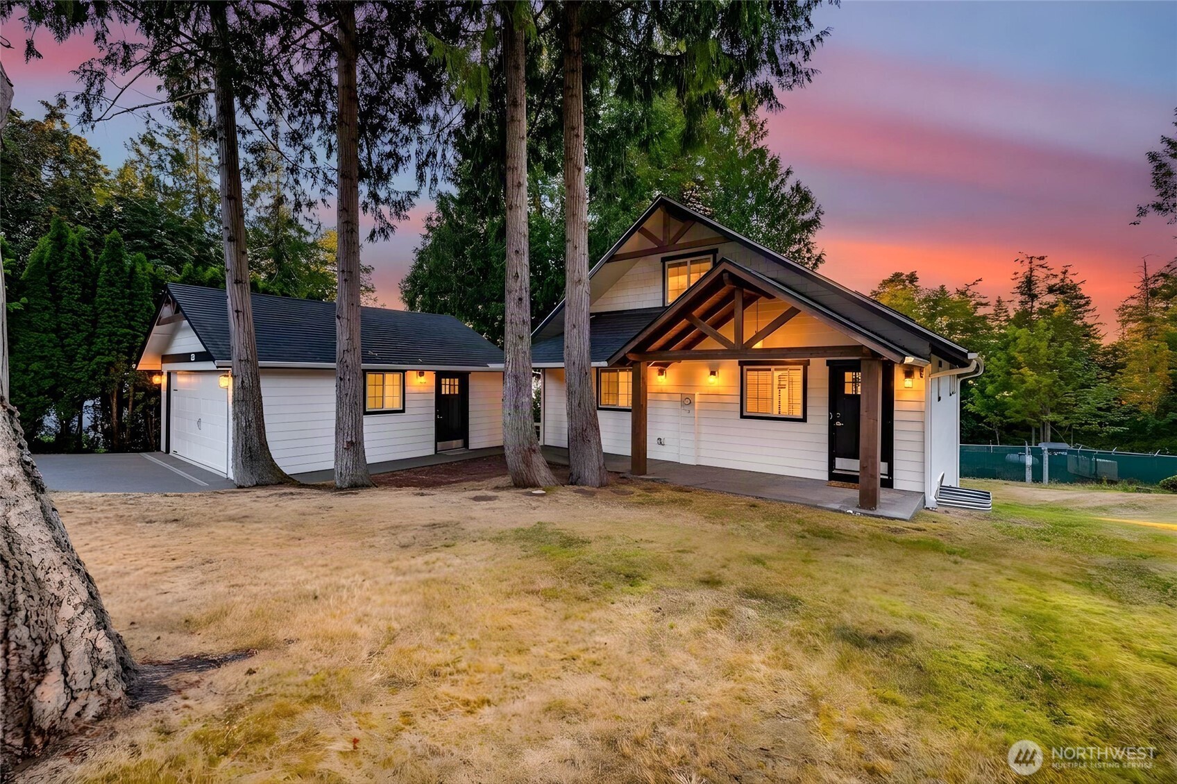 728 Tillamuk Drive