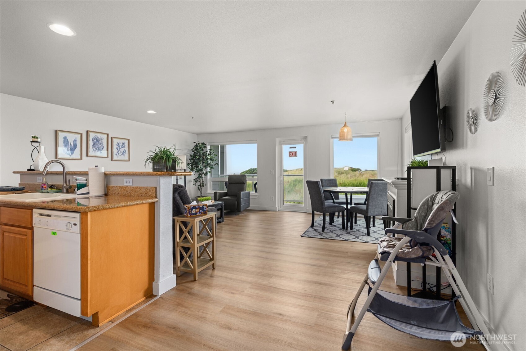 1600 W Ocean Avenue #928