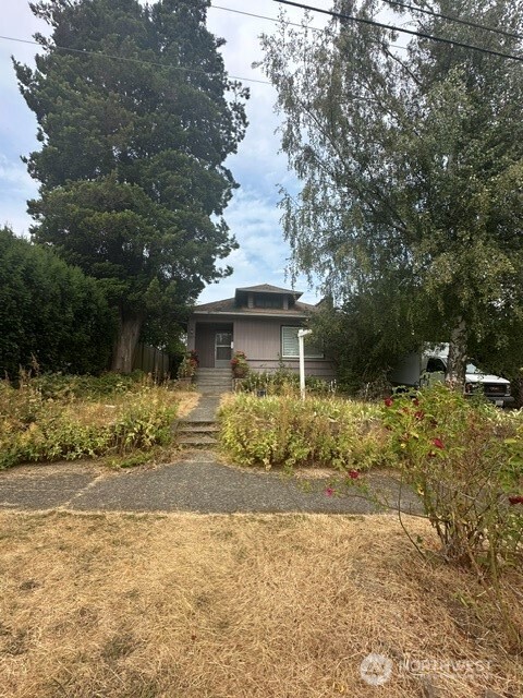 3210 69th Street