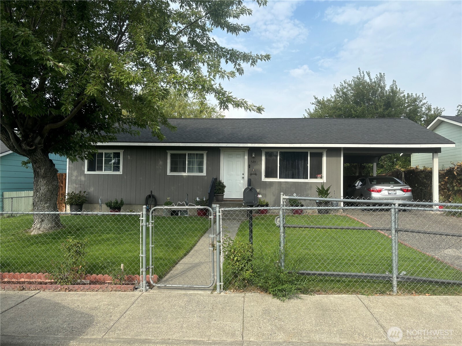 520 Douglas Avenue