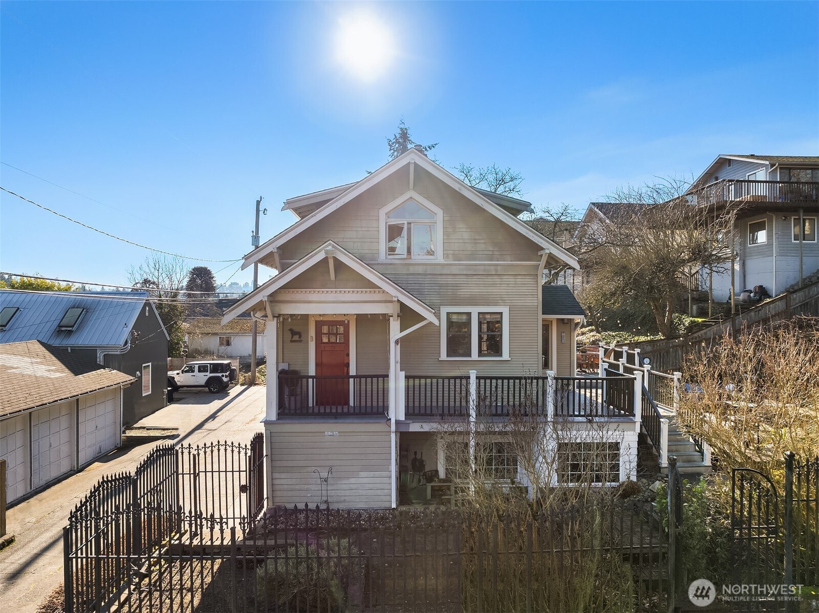 4015 Hudson Street