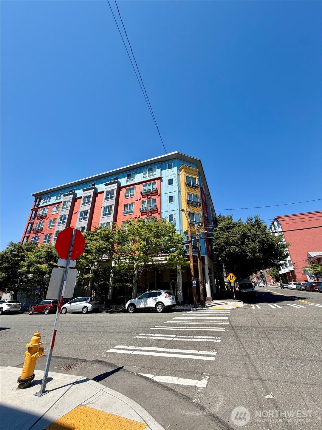 668 Lane Street #406