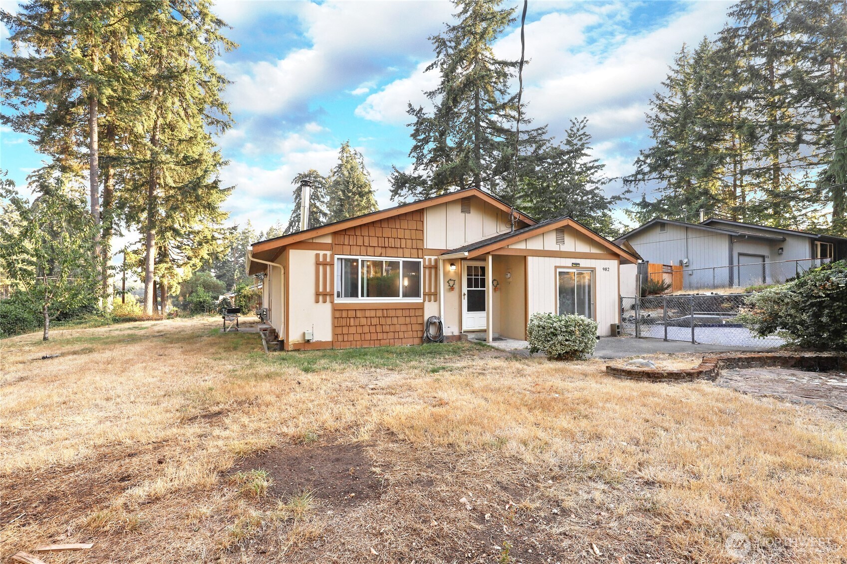 982 Shannon Drive