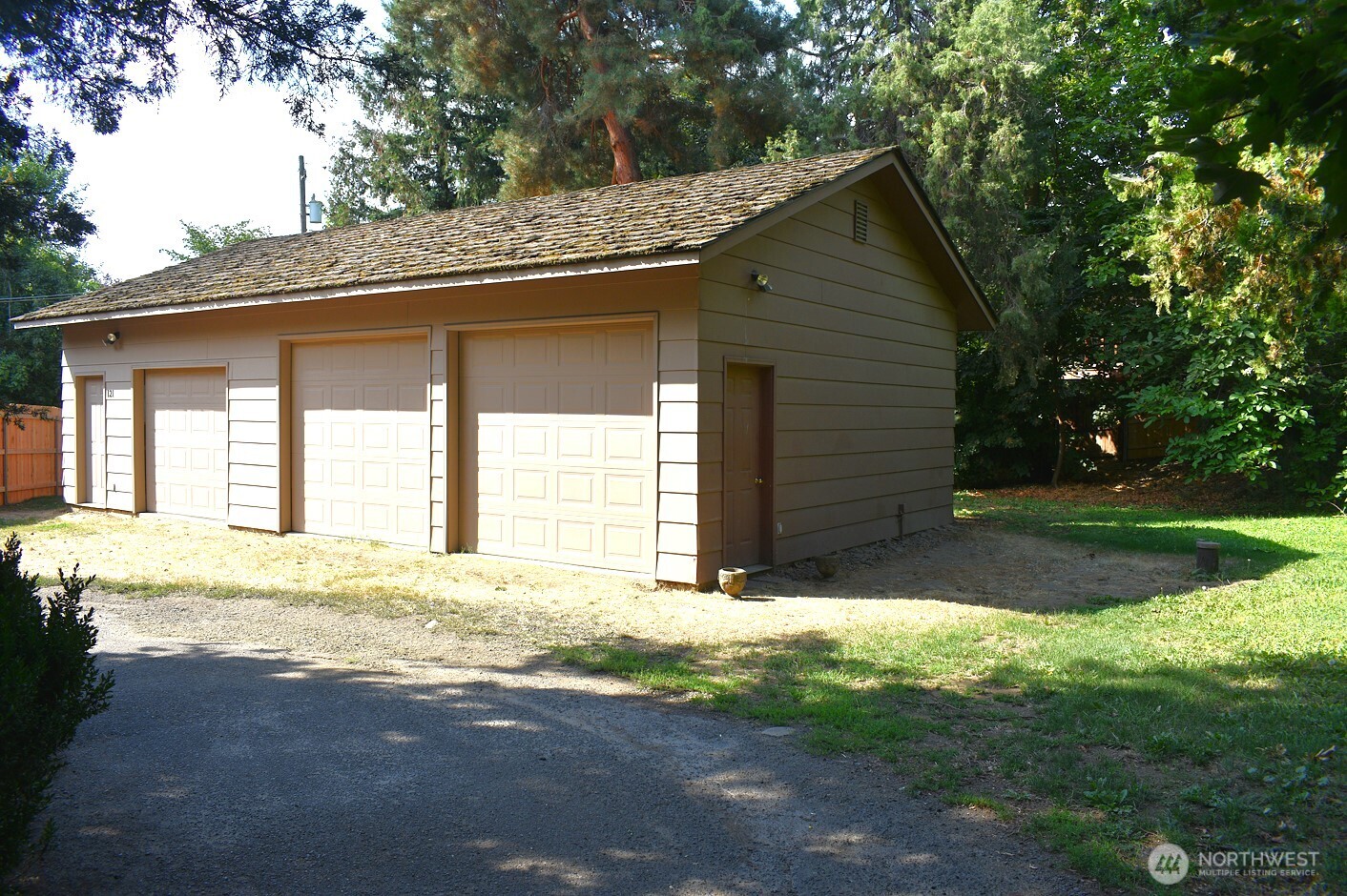121 Chateau Lane