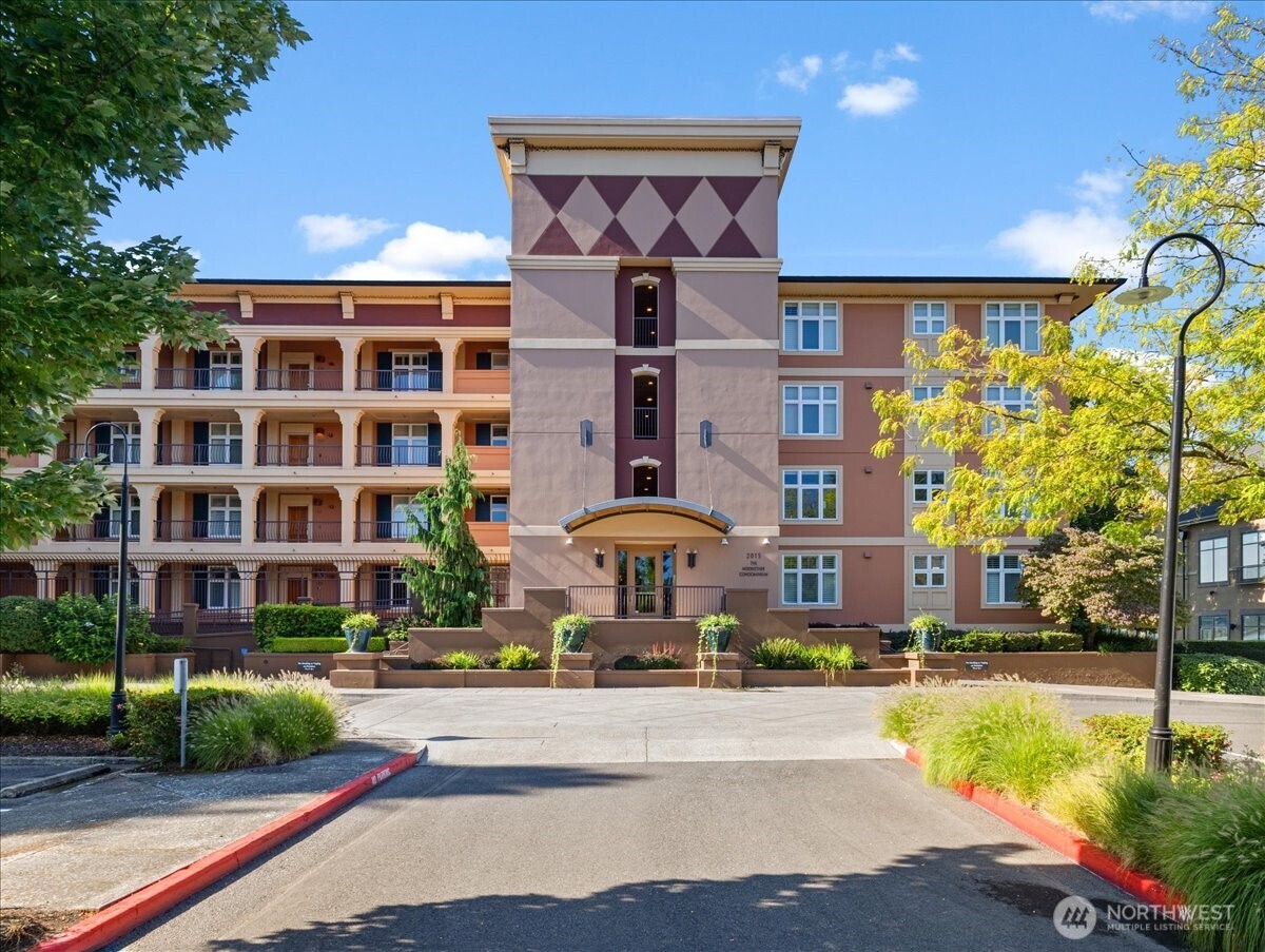 2015 Columbia River Dr #450
