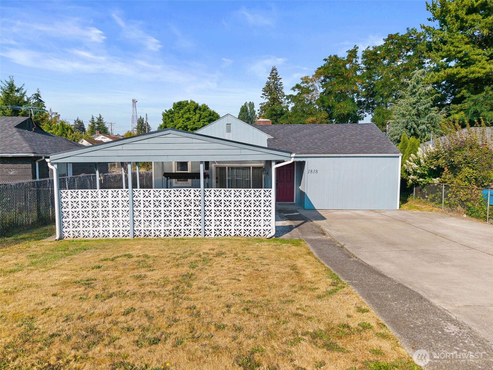 1818 Hosmer Street