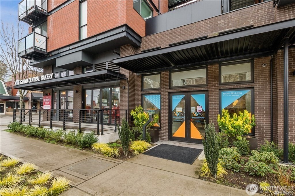1601 45th Street #307