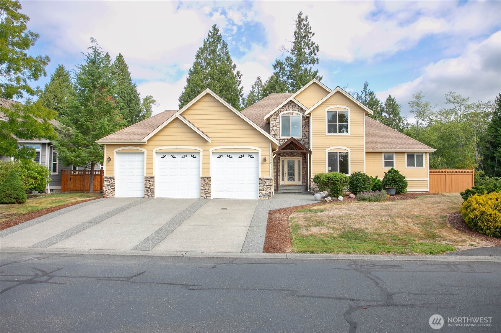 8676 Ashbury Court