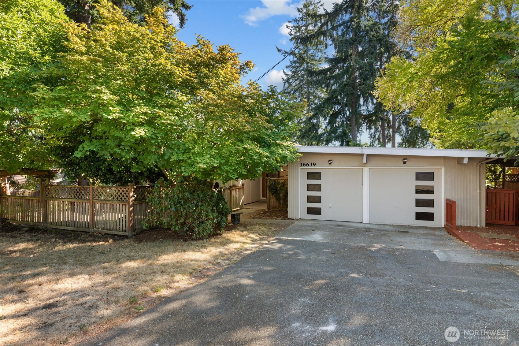 16639 8th Street