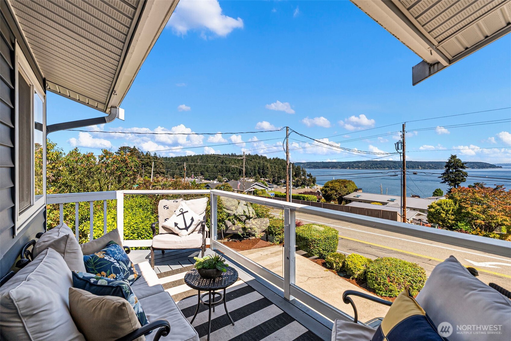 7108 Soundview Drive
