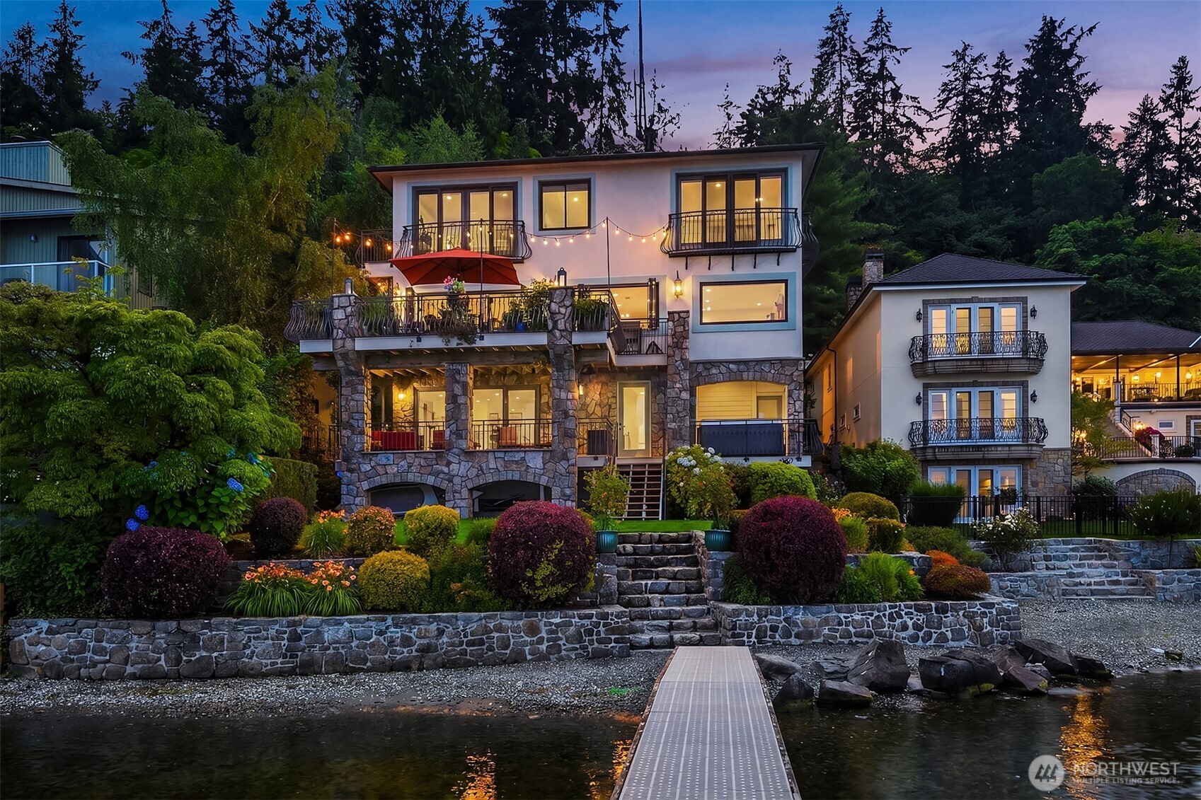 456 Lake Sammamish Parkway