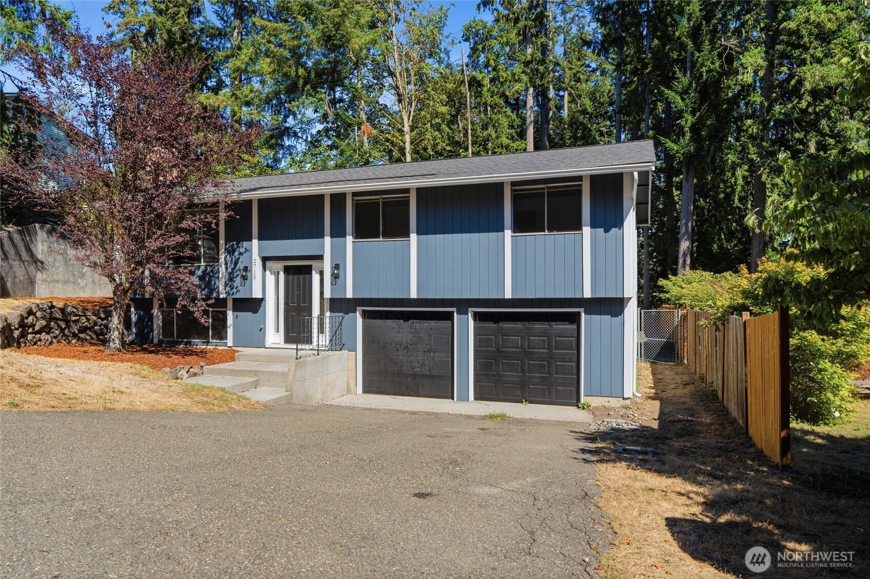 2715 Lodgepole Drive