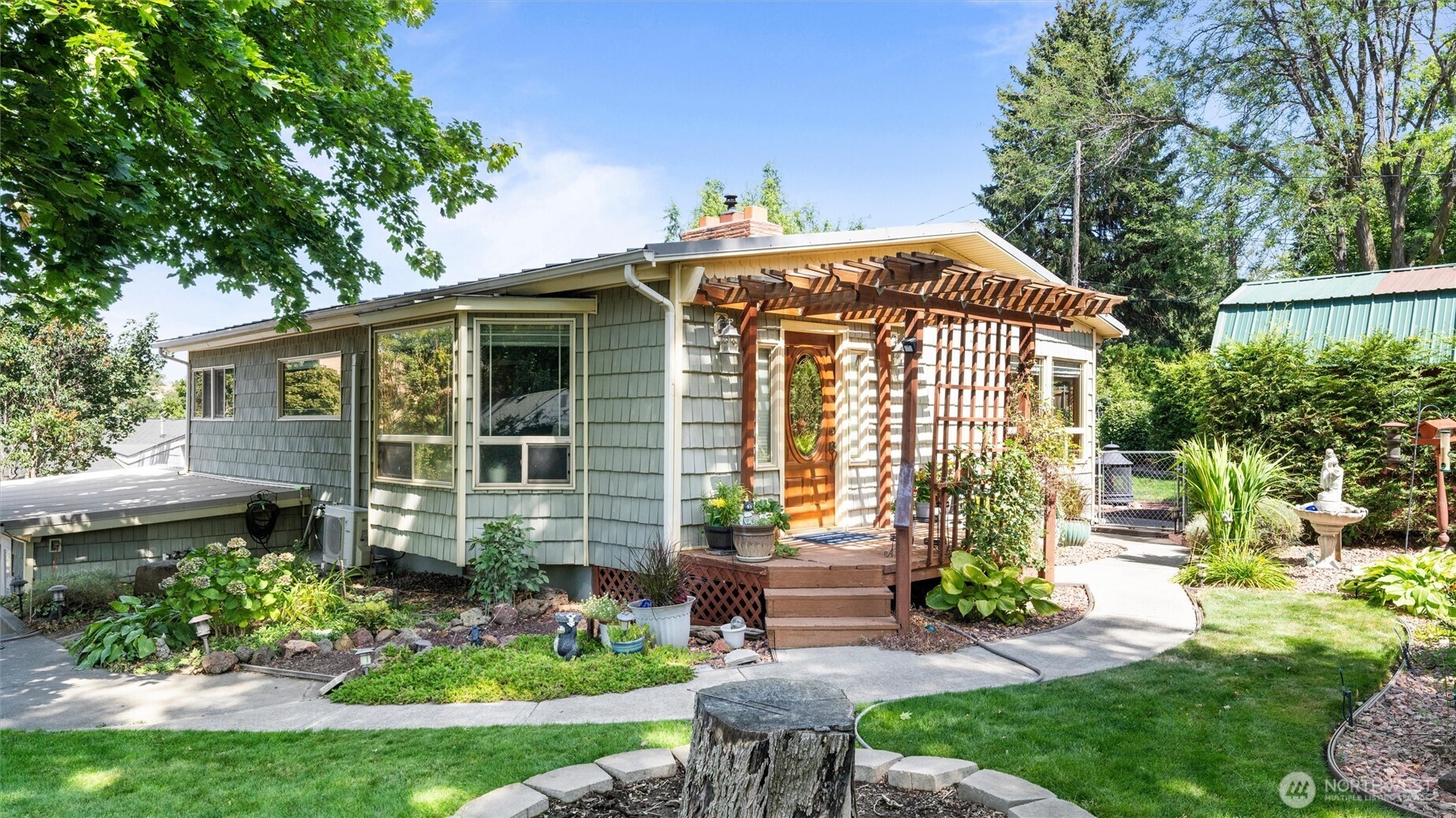 209 7th Street