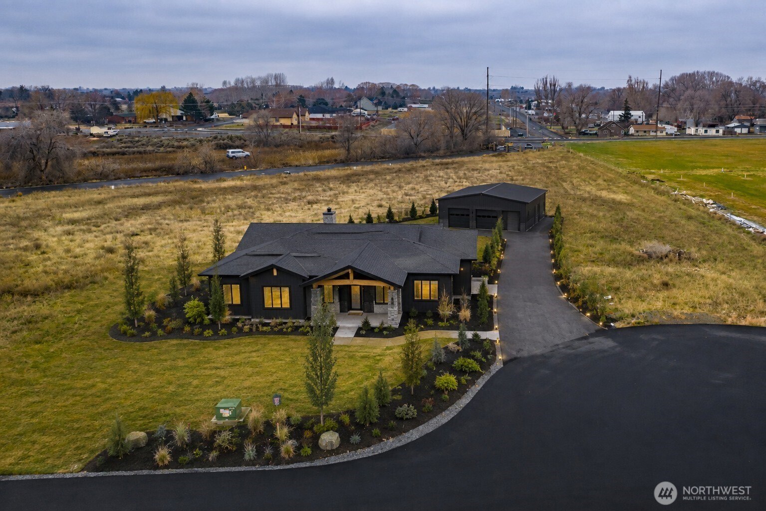 8 Valley Road #8