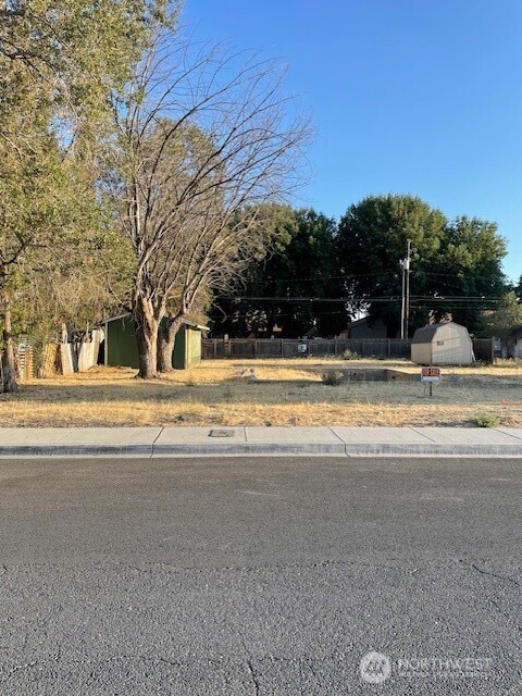 118 C Street