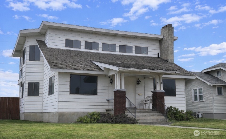 34 Glass Avenue