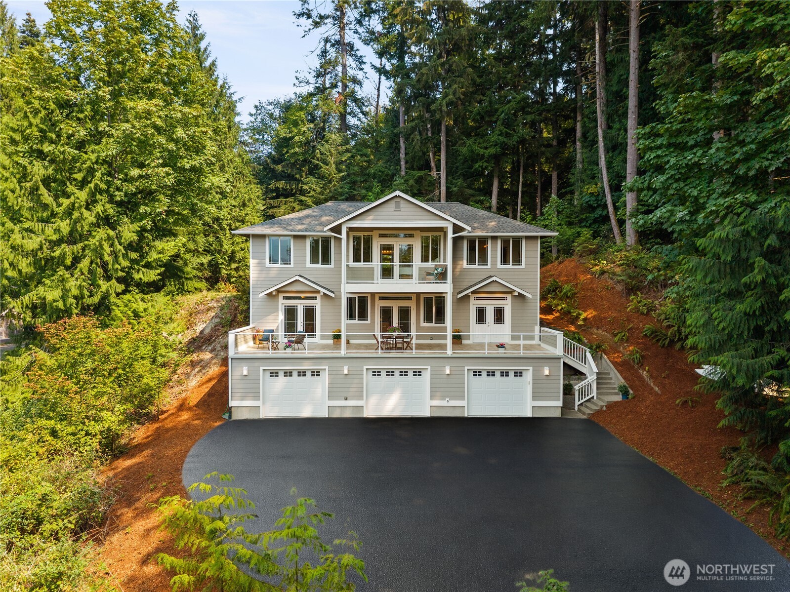 412 Seabeck Holly Road